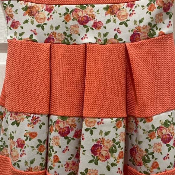 Floral and Striped Dress, 16 - Picture 2 of 4